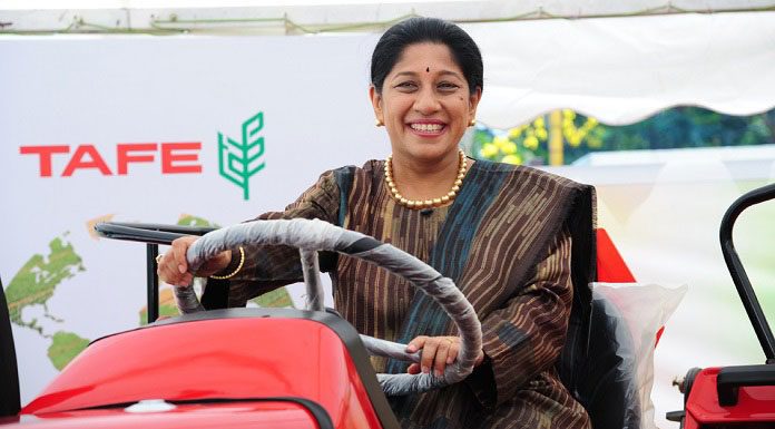 Mallika Sriniwasan-Aaj Ki Naari